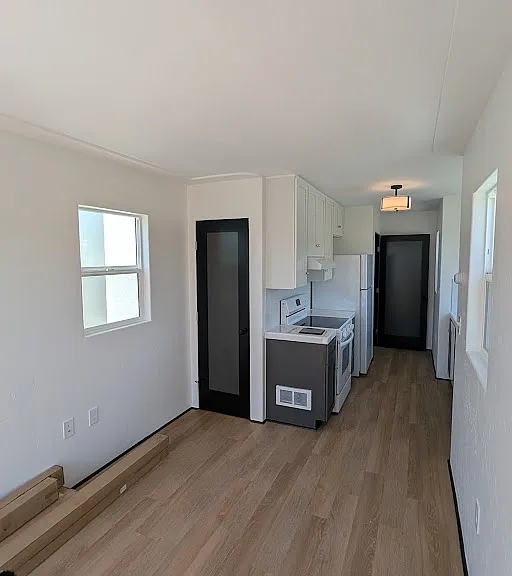 3443 Collier Ave — Photo 5