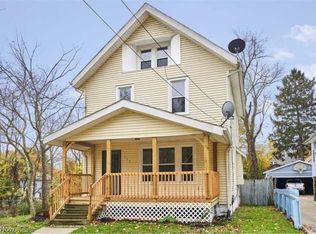 692 Blanche St, Akron, OH 44307