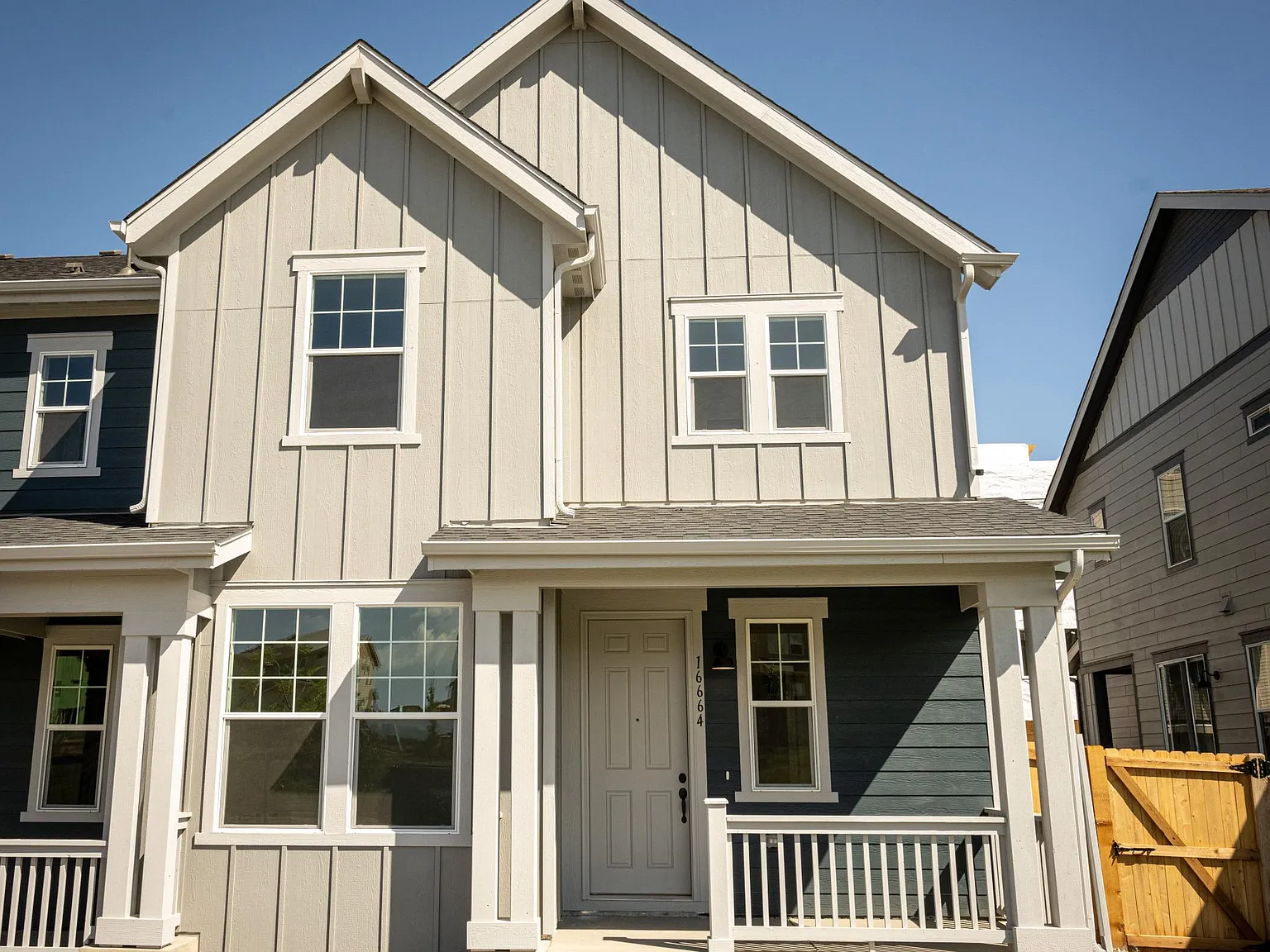 16664 Shoshone St — Photo 1