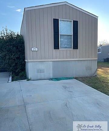 3rd image of 7151 Woodlake Pkwy #173
