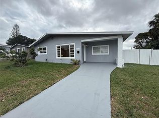 1149 W 26th St, Riviera Beach, FL 33404