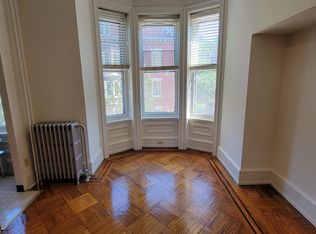 2100 Pine St APT 2F, Philadelphia, PA 19103