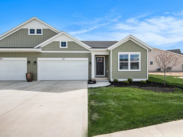 3811 Highbury Dr #3, Grandville, MI 49418