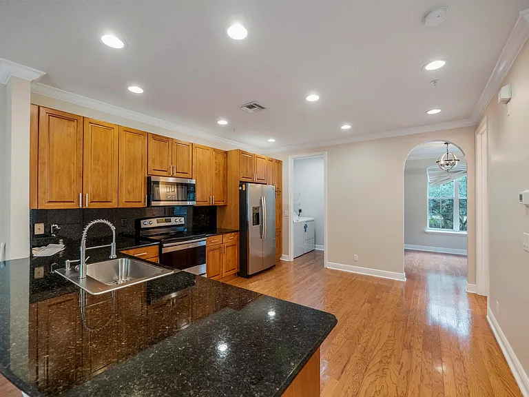 148 E Morning Dew Cir — Photo 10