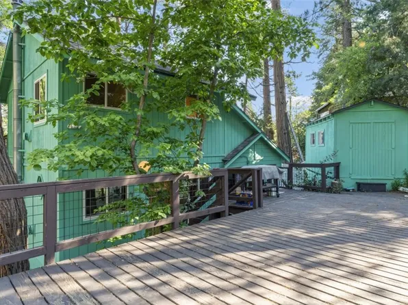 623 S State Highway 138, Crestline, CA 92325