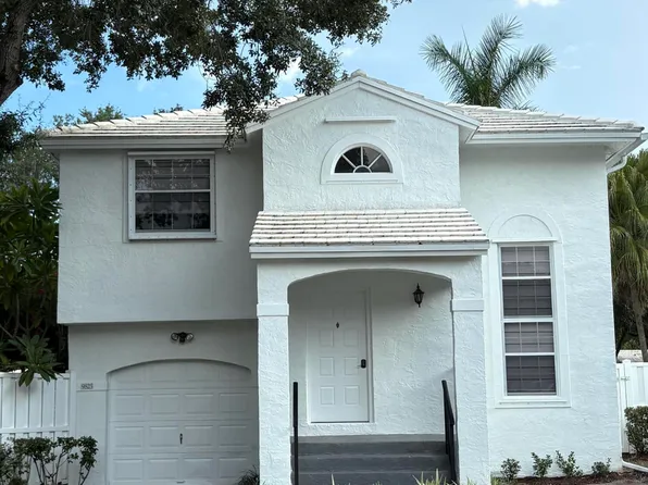 9825 NW 2nd Ct, Plantation, FL 33324