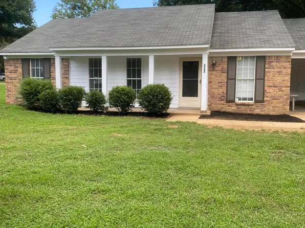 3565 Shadow Oaks Pkwy, Horn Lake, MS 38637