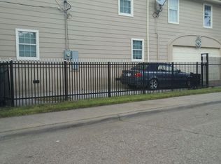 3200 Chihuahua St, Dallas, TX 75212