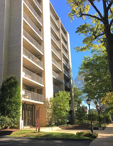 Claybourne Apartments Photo 1