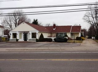 9890 Main St, Clarence, NY 14031