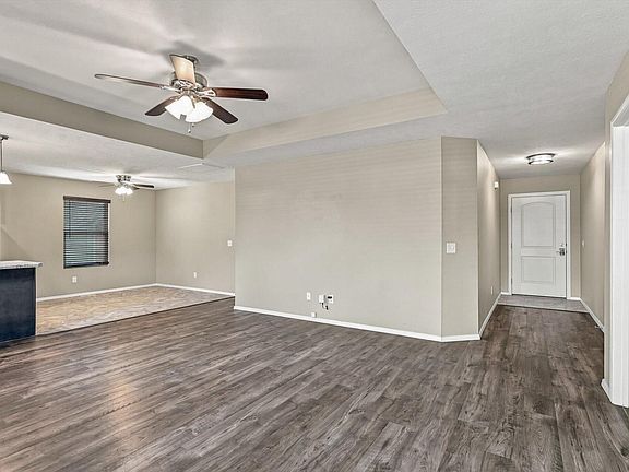 4th image of 571 W Grace Street