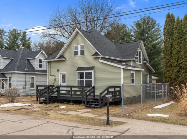 236 Church Ave, Redgranite, WI 54970