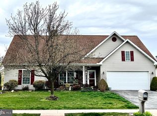166 N Cacoosing Dr, Reading, PA 19608