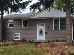 438 Camden Ave, Romeoville, IL 60446