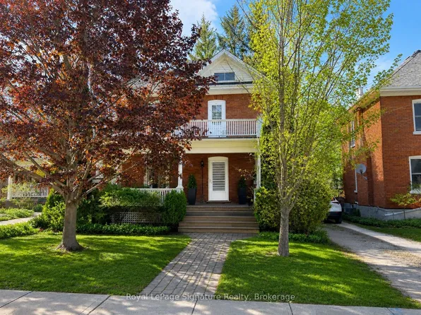 76 Trowbridge St W, Meaford, ON N4L 1G3