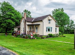 2145 Arndt Rd, Vermilion, OH 44089