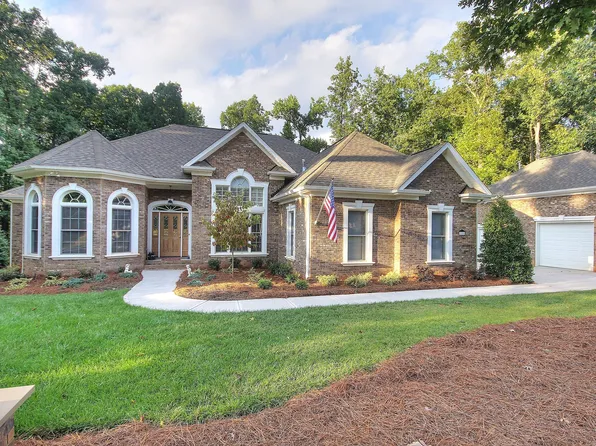 116 English Ivy Ln, Mooresville, NC 28117