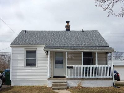 13692 Pearl St, Southgate, MI, 48195