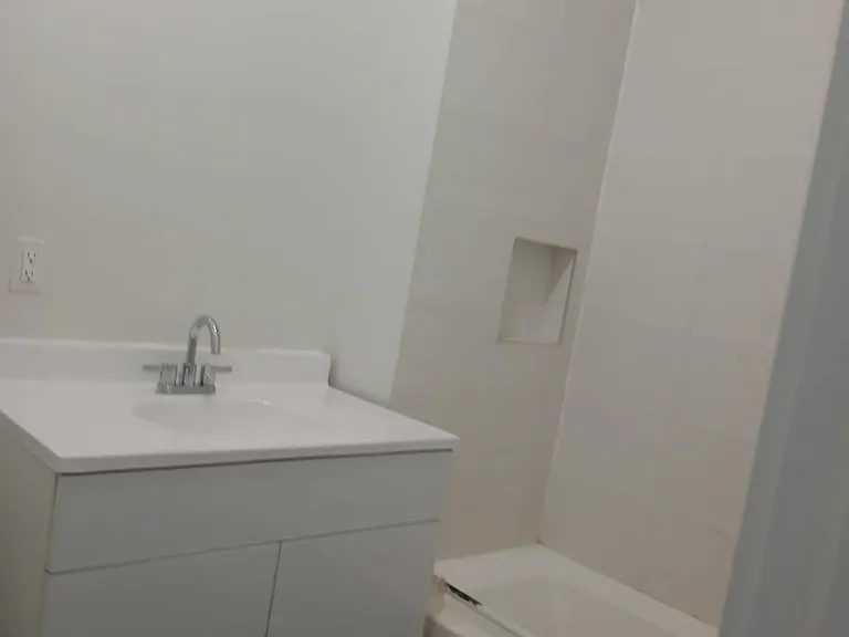 15 Bethune Blvd #103 — Photo 7