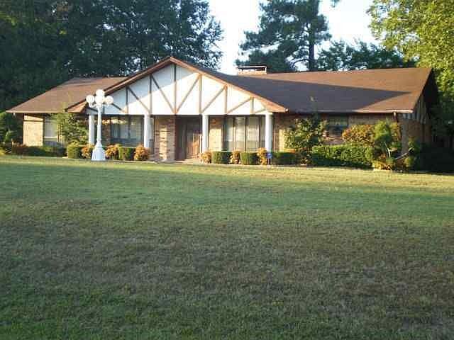 1st image of 104 W Walters Blvd