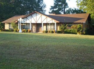 104 W Walters Blvd, New Boston, TX 75570