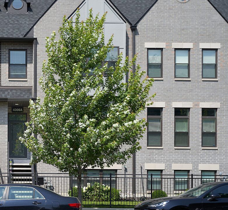 1st image of 4306 S Drexel Blvd #A