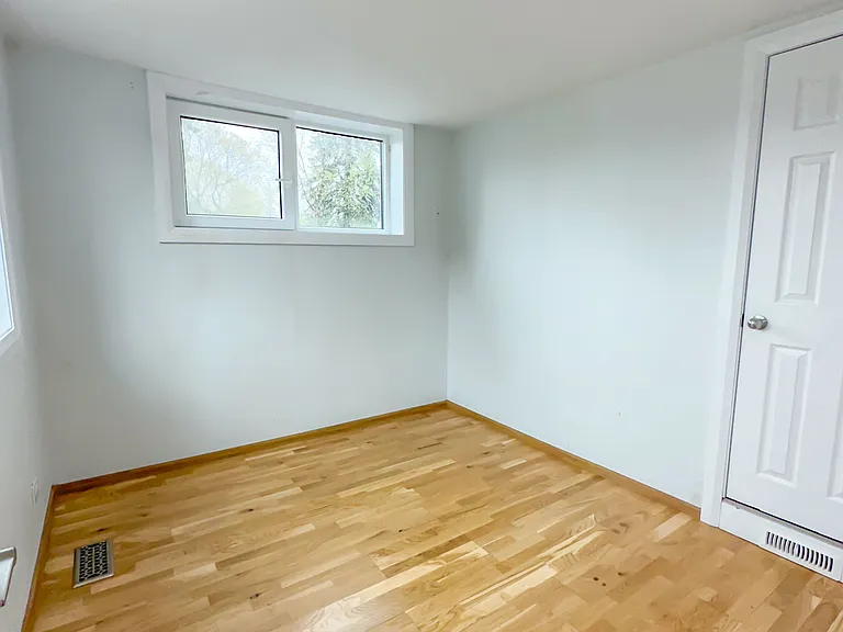 199 Ste Anne Ave — Photo 4