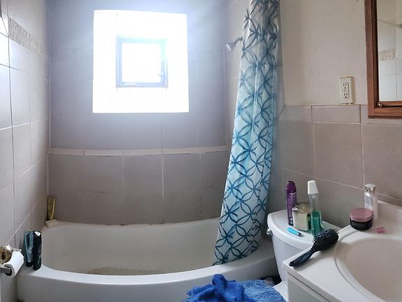 5th image of 15418 S James St APT 102