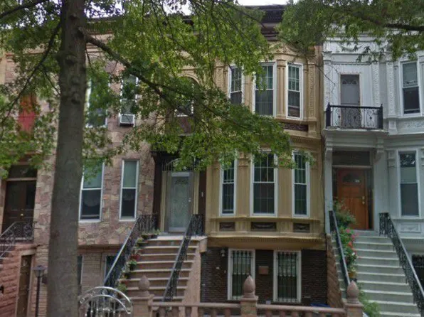 696 Chauncey St, Brooklyn, NY 11207
