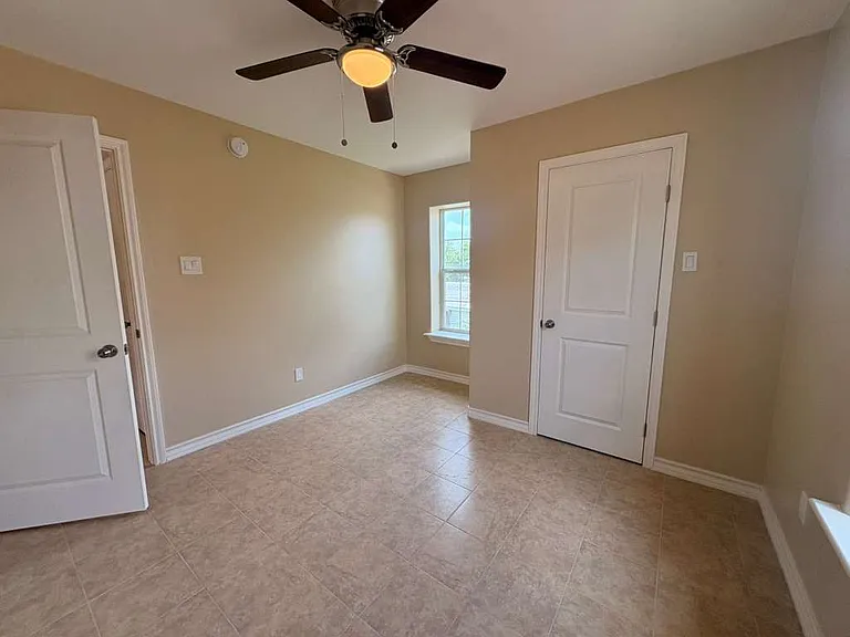 4018 San Agustin Ave #L — Photo 11