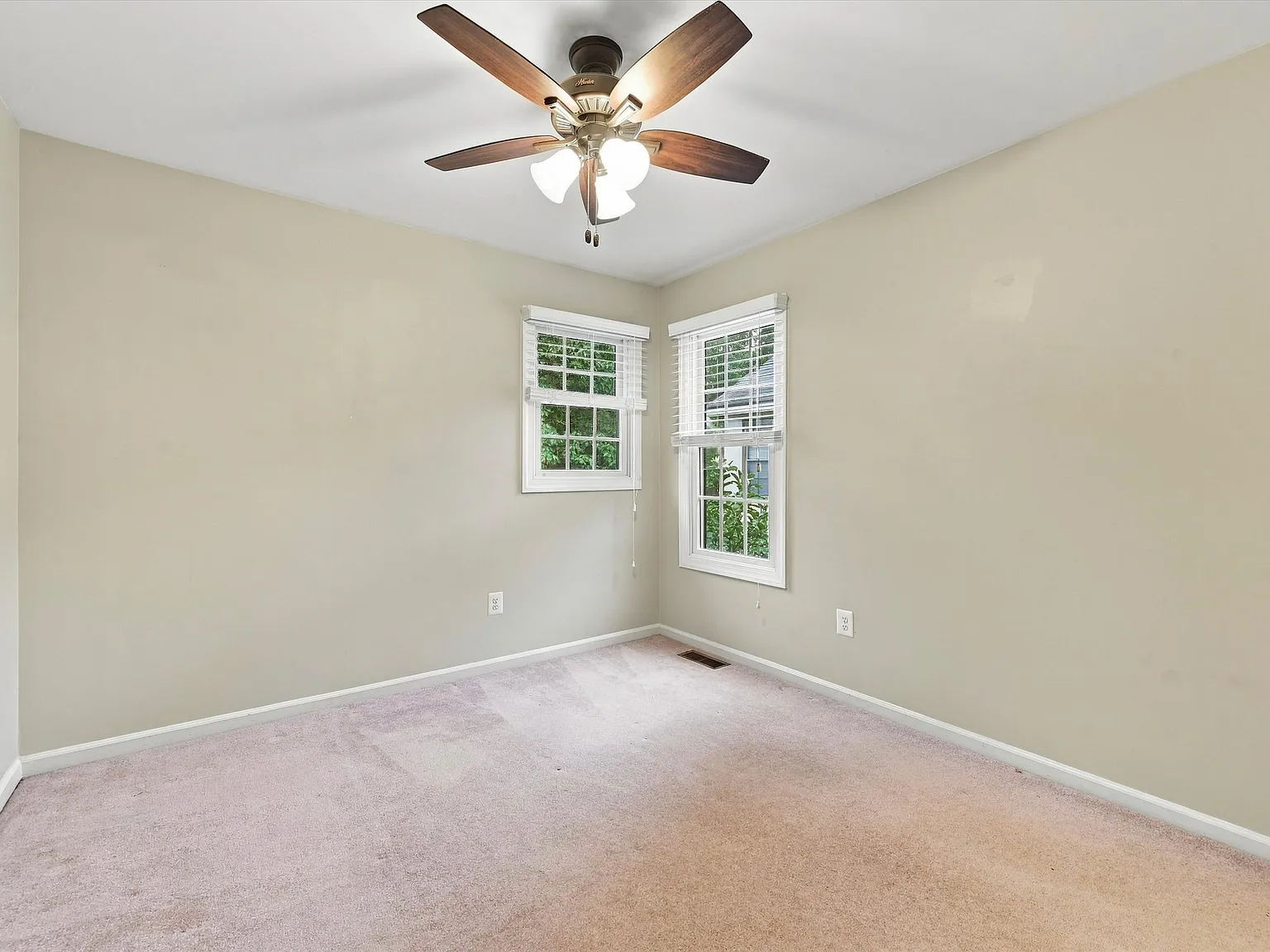 2 bed, 2.5 bath, 1260 sqft, $2,700 — Photo 3