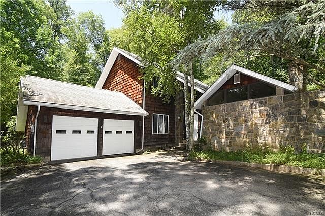 1st image of 34 John Cava Ln