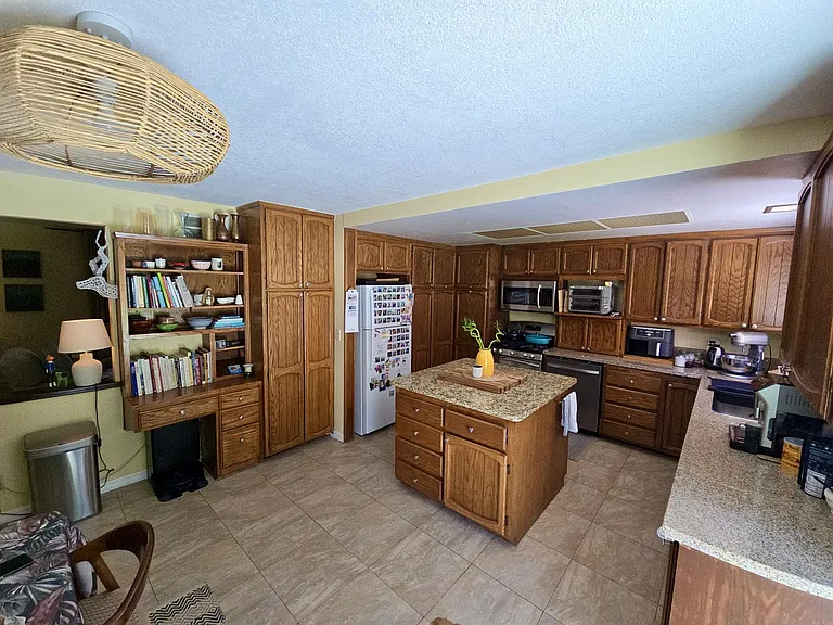 27337 Provident Rd — Photo 17