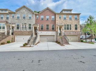 380 Provenance Dr, Sandy Springs, GA 30328