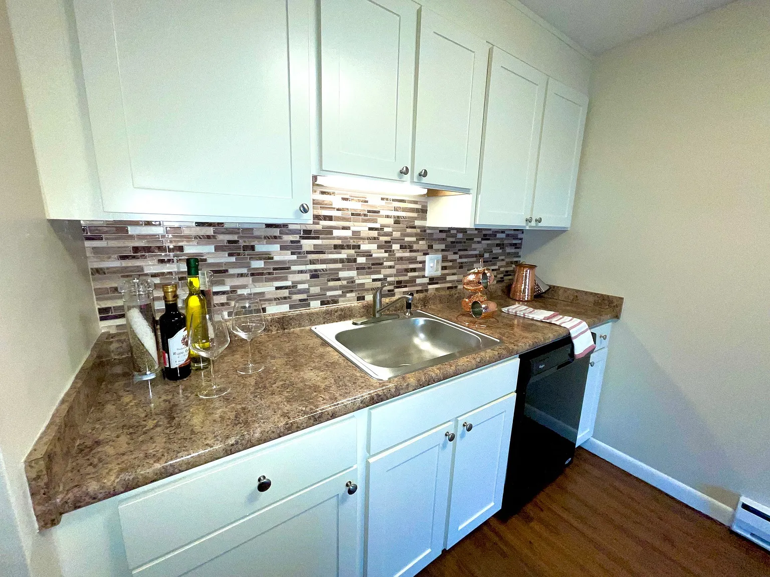 Coach House — Photo 2