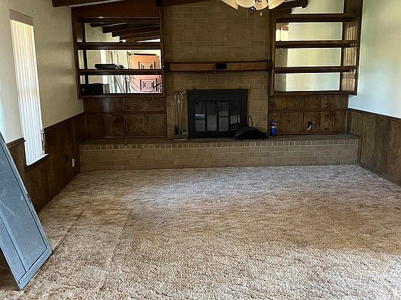 2nd image of 705 Escuela Ave