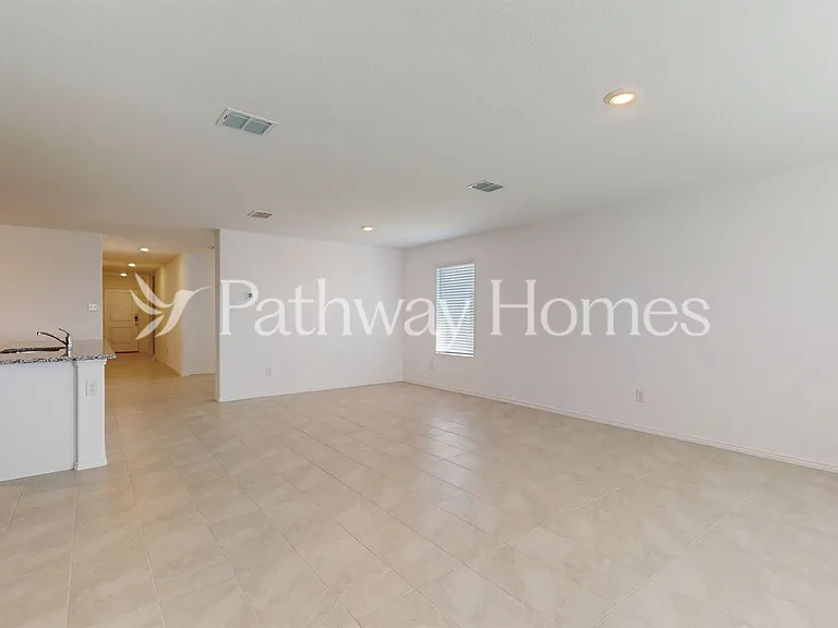 4033 Dublin Ridge Dr — Photo 2