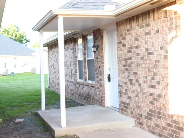 1215 Eastgate Dr, Norman, OK 73071