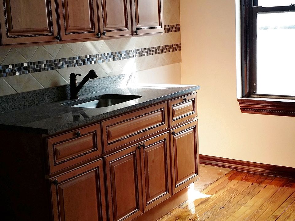 1st image of 3733 28th St APT 18