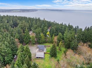 621 Parker Road, Coupeville, WA 98239