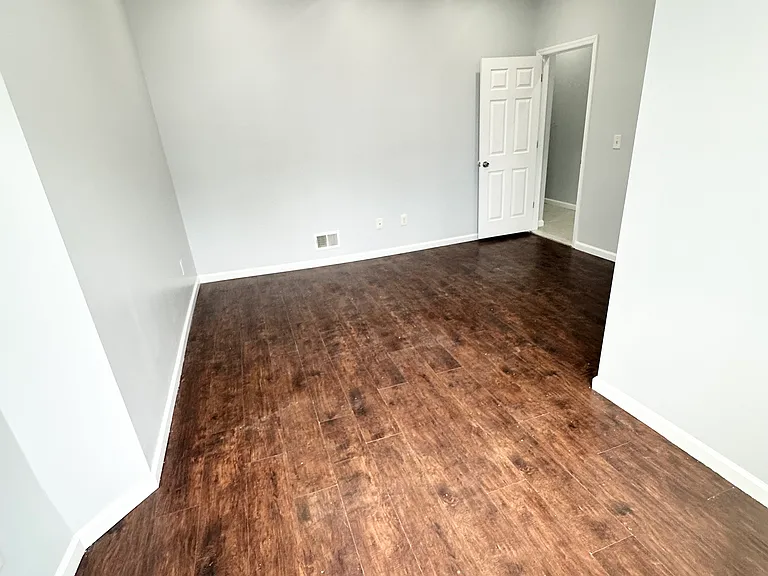 159 Steuben St — Photo 8