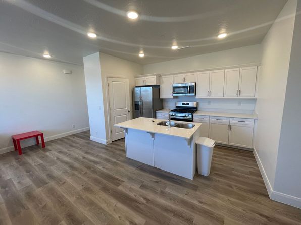 5801 S Garnet Dr #2-201