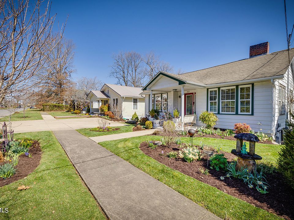 1011 Ave, Bristol, TN 37620 Zillow