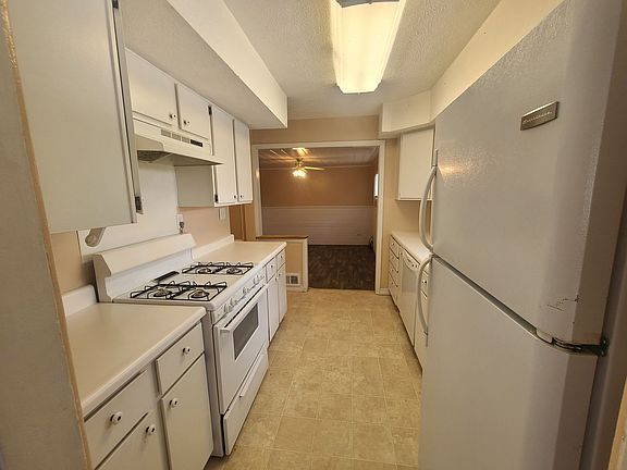 5th image of 1509 N Main St