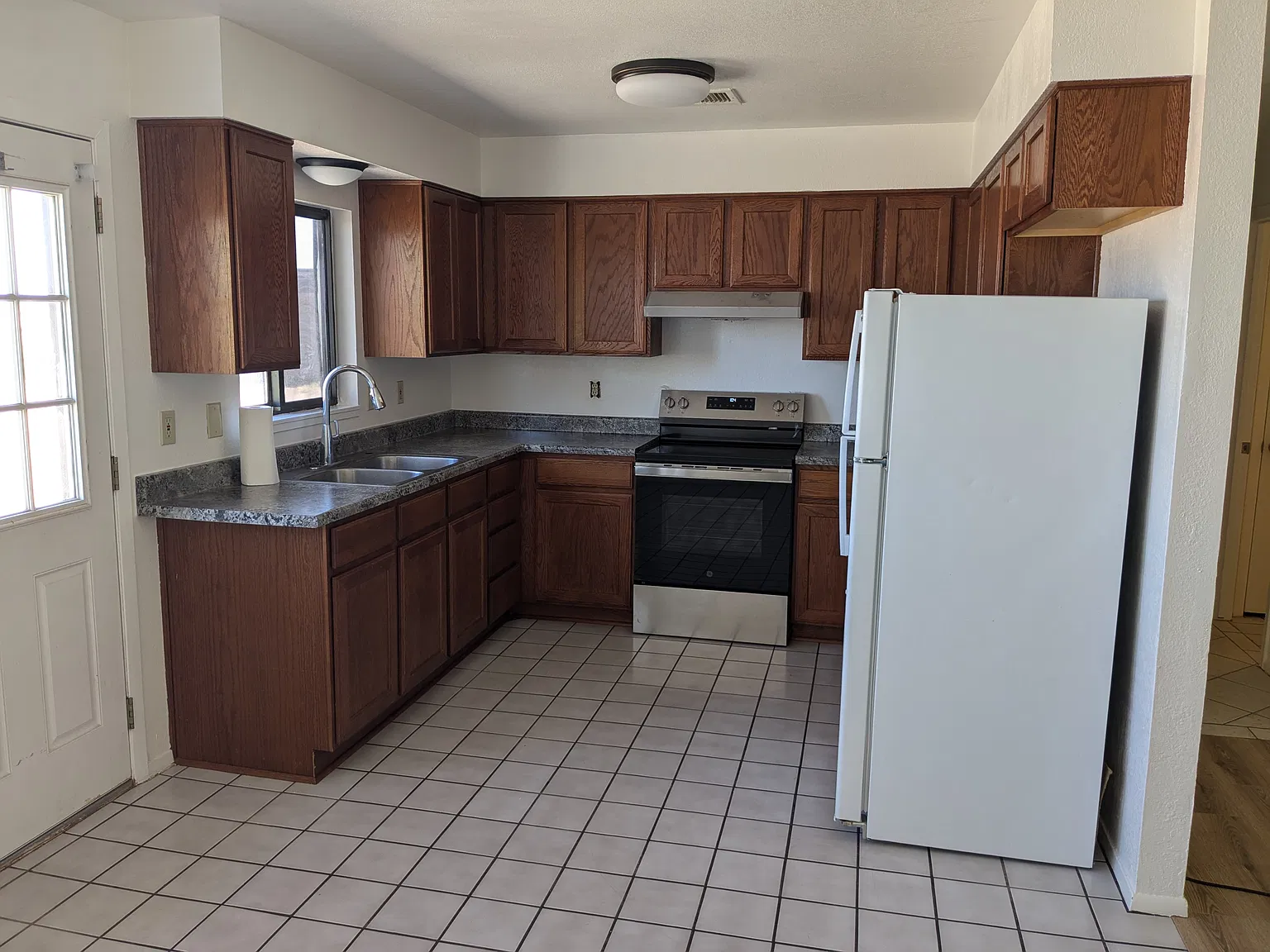 4 bed, 1603 sqft, $1,700 — Photo 3