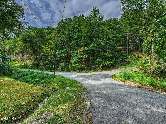 3rd image of 3202 Stepping Stone Dr