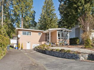922 Canyon Blvd, North Vancouver, BC