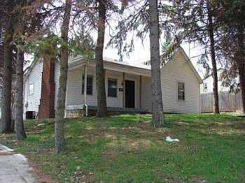 1st image of 4424 Burkhardt Ave