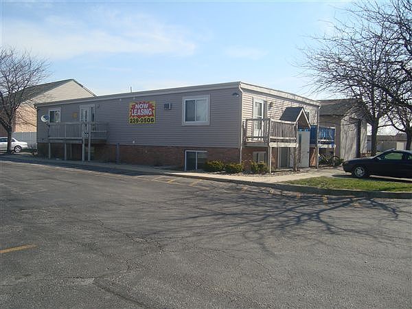 Building 1: Apts. 1-7