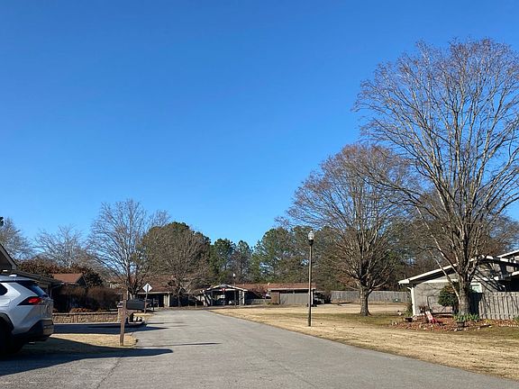 4th image of 314 Winterhaven Trl